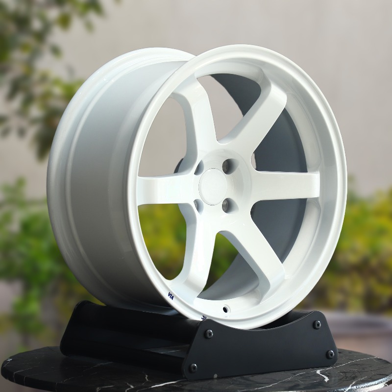 Felgi aluminiowe kute, lekkie, – Car Accessories Jdm recenzja i cena